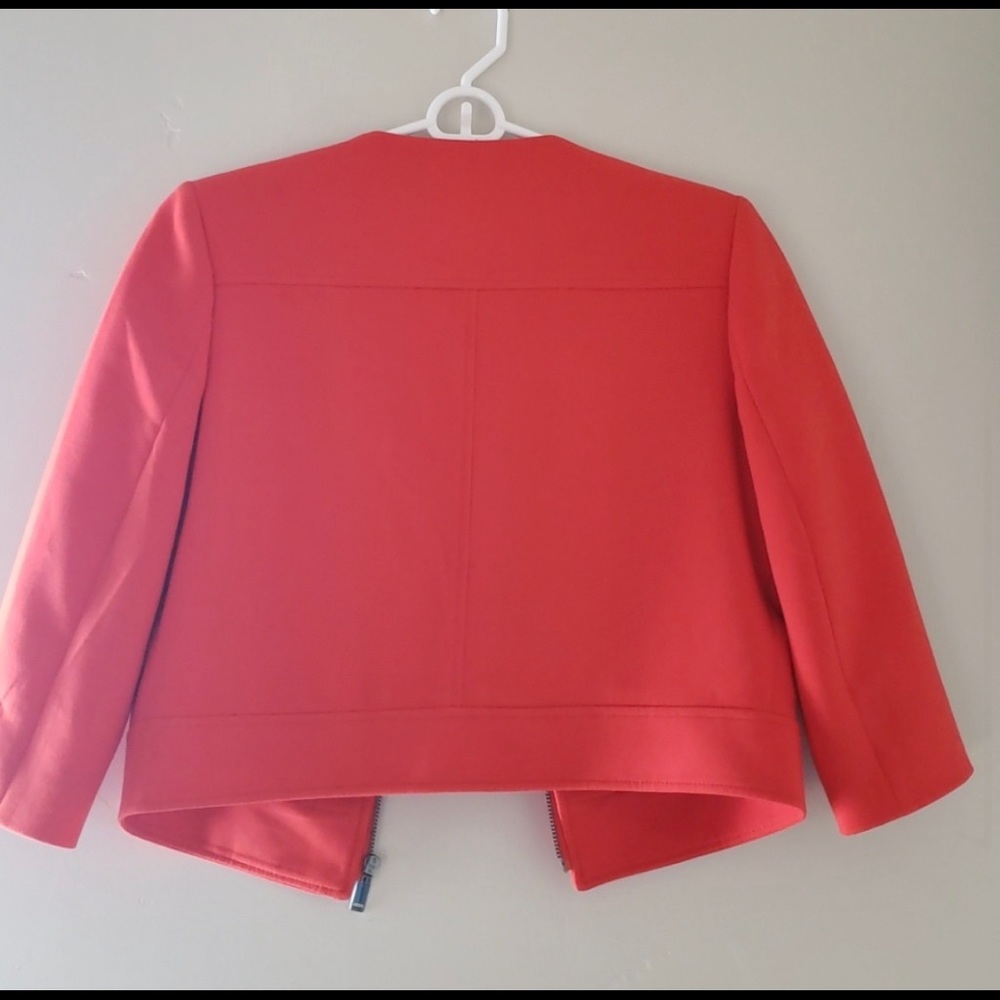❤️Chic Cropped Blazer from ASOS❤️ - Picture 5 of 5